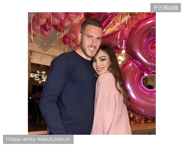 梅总又与球迷争吵现场尴尬，背后隐藏的足球哲学